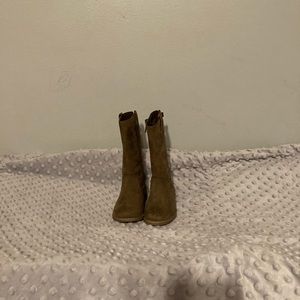 Toddler suede zipper boots size 5